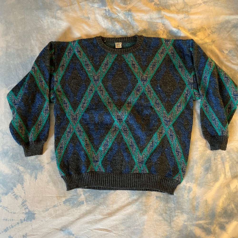 Vintage Gray/Blue/Green Patterned Sweater